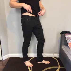 Uniqlo Black Jeans non-stretch